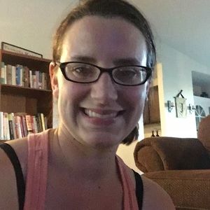 Meet your Posher, Andrea